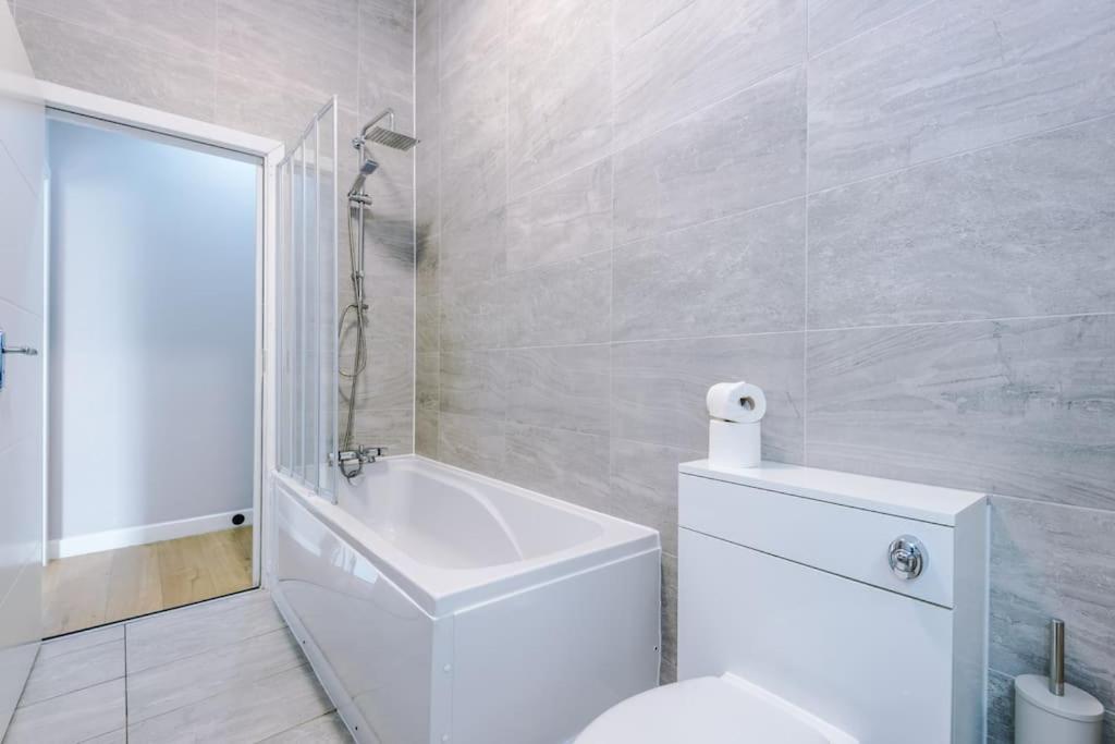 Stylish Apartment Located In The City Centre Of Ливерпуль Экстерьер фото